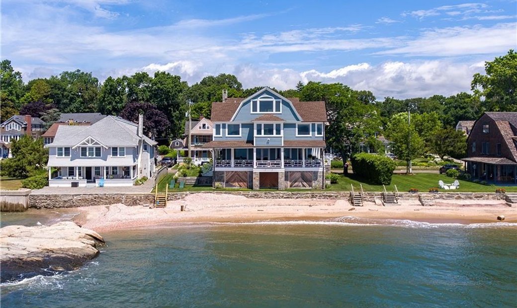 5 Bedrooms Single Family Detached In Killingworth, Connecticut, United