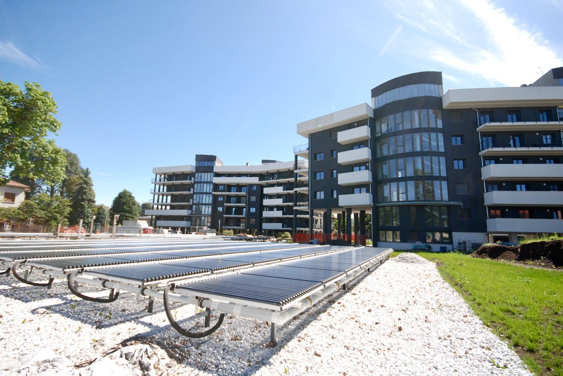 Fantastic Penthouse With Rooftop Terrace And Pool In Gallarate