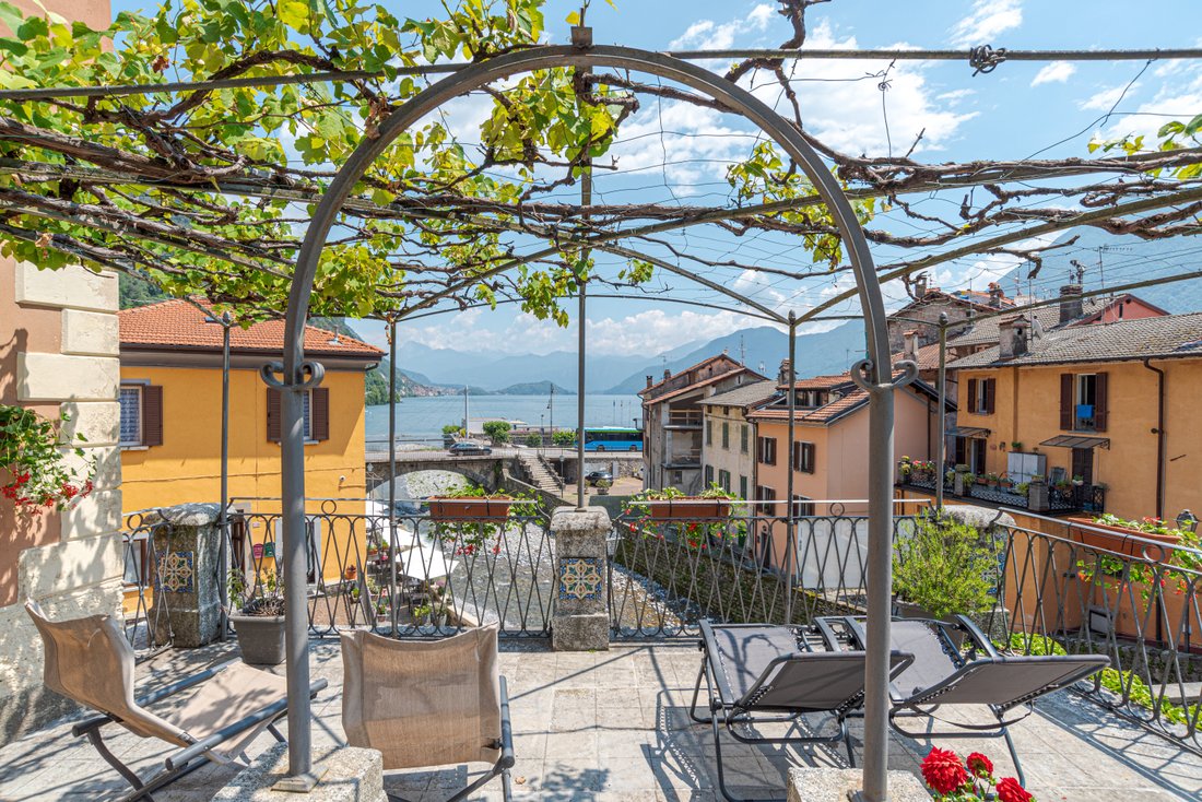 Apartment in Argegno, Lombardy, Italy 2 - 13034064