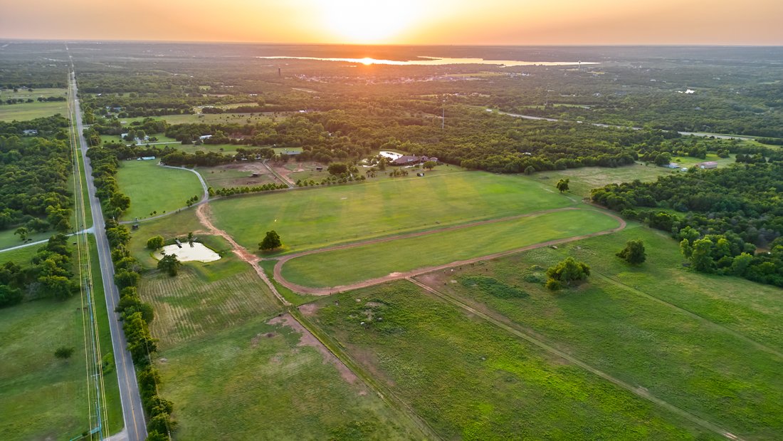 11301 East Memorial Road, Jones, Ok 73049 In Jones, Oklahoma, United