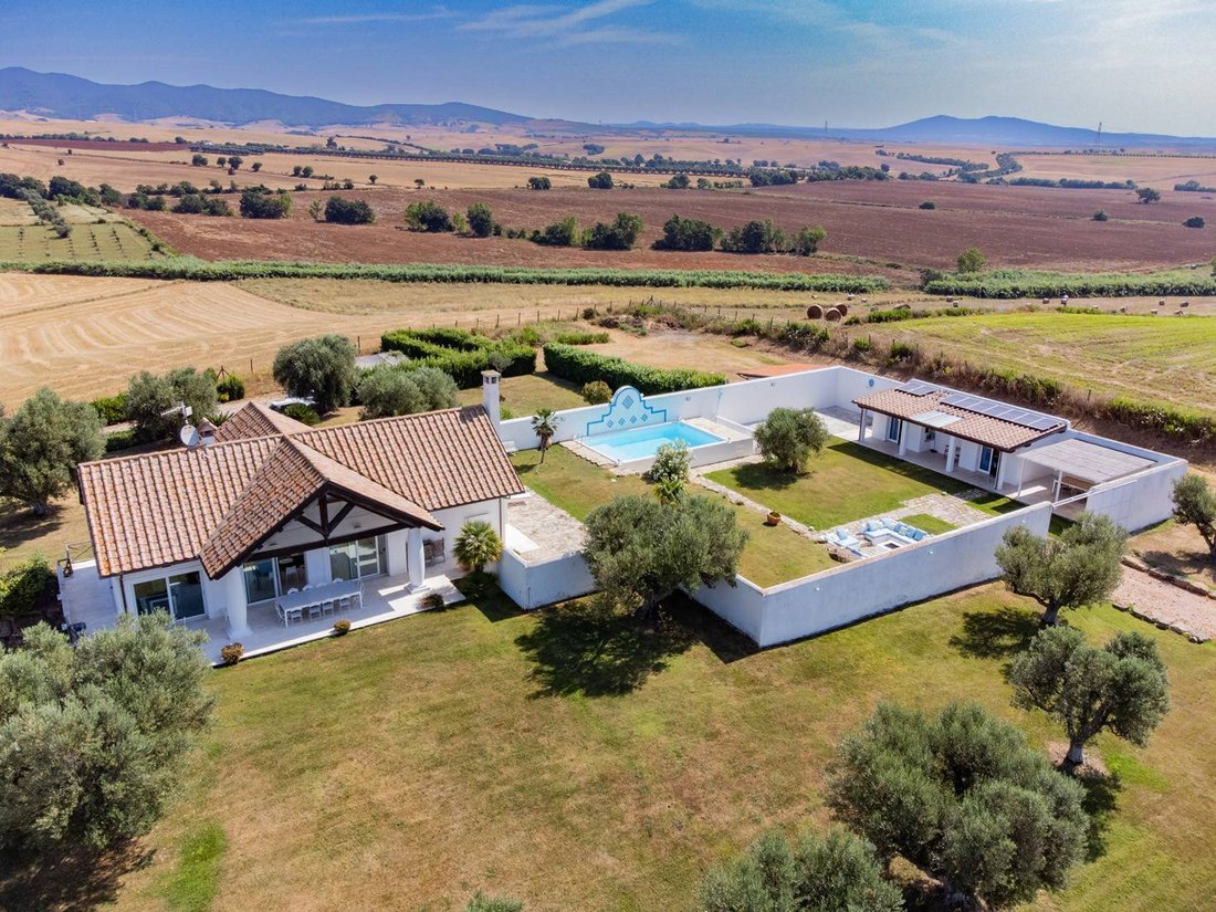 Villa in Montalto di Castro, Lazio, Italy 1 - 13039284
