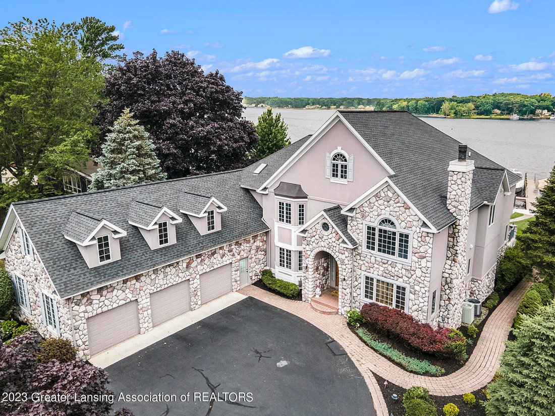 Haus in Laketown Township, Michigan, Vereinigte Staaten 1 - 13038239