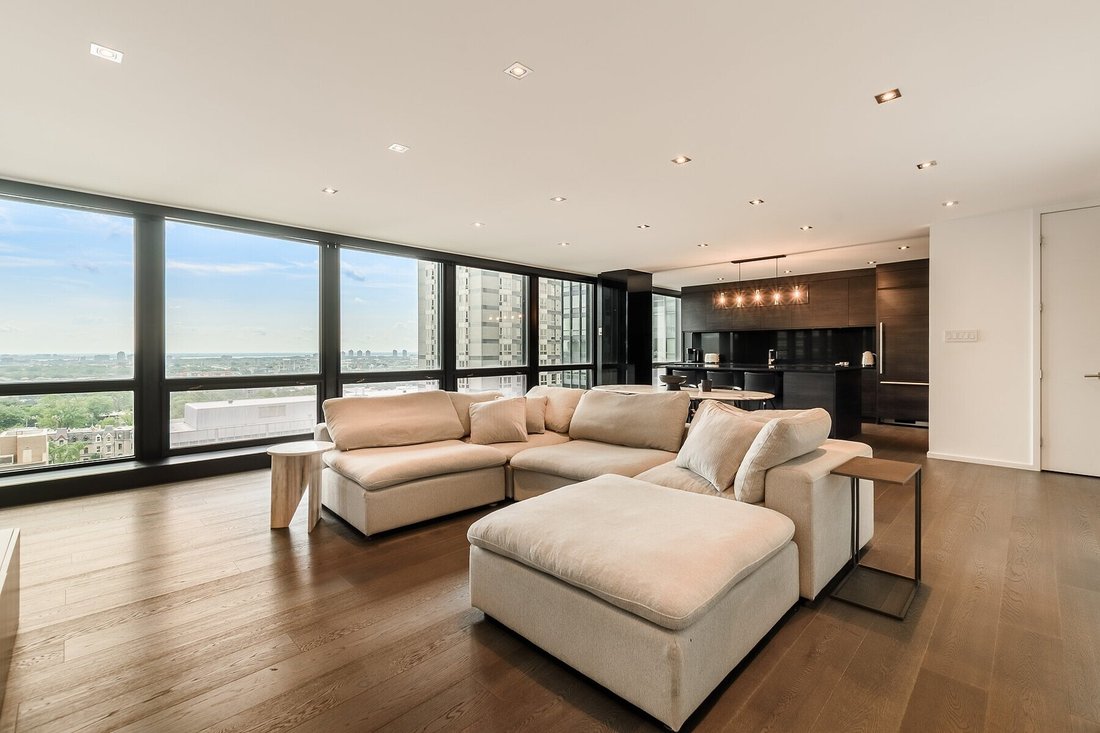 Westmount, Montréal In Westmount, Quebec, Canada For Sale (13041126)