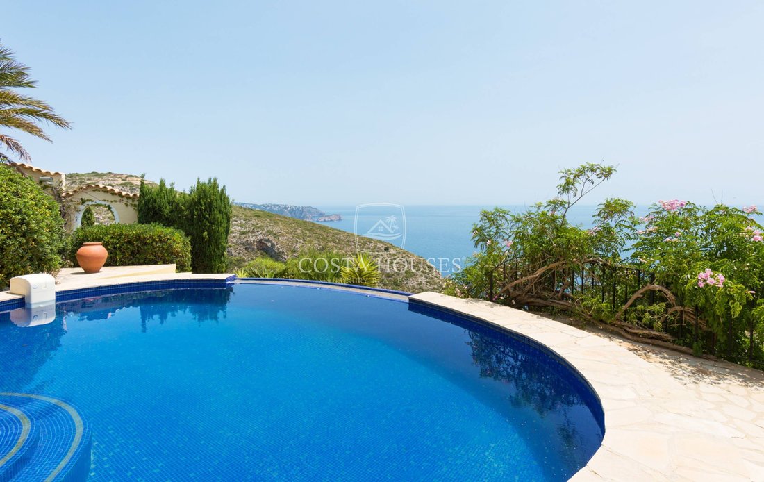 Villa in Cumbre del Sol, el Poble Nou de Benitatxell / Benitachell, Valencian Community 2 - 13039455