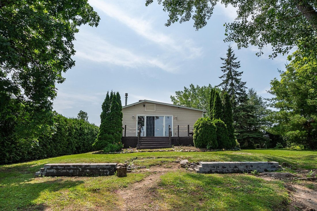 Rigaud, Montérégie In Rigaud, Quebec, Canada For Sale (13041279)