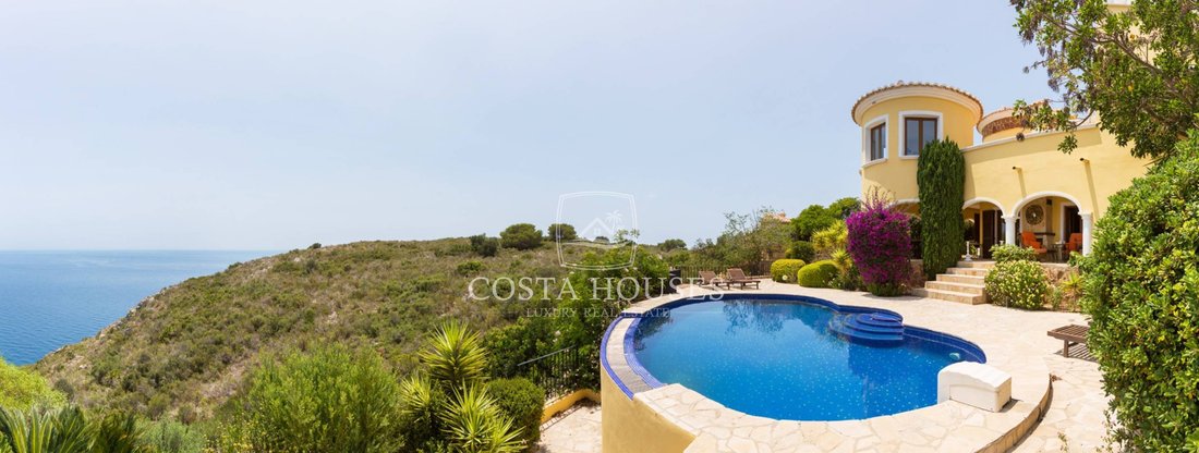 Villa in Cumbre del Sol, el Poble Nou de Benitatxell / Benitachell, Valencian Community 3 - 13039455