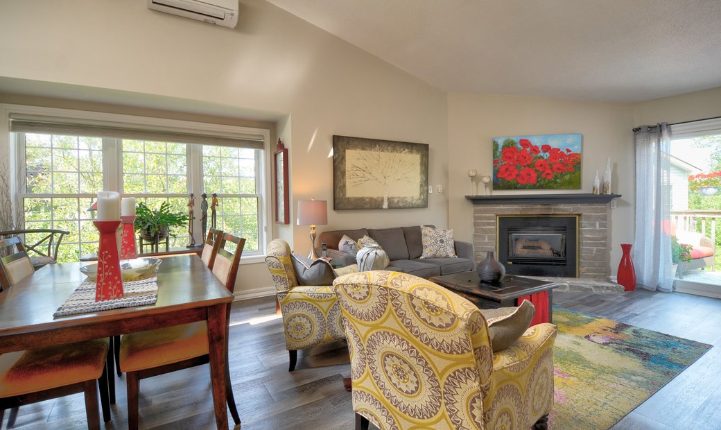 Thornbury, Southern Bay In Thornbury, Ontario, Canada For Sale