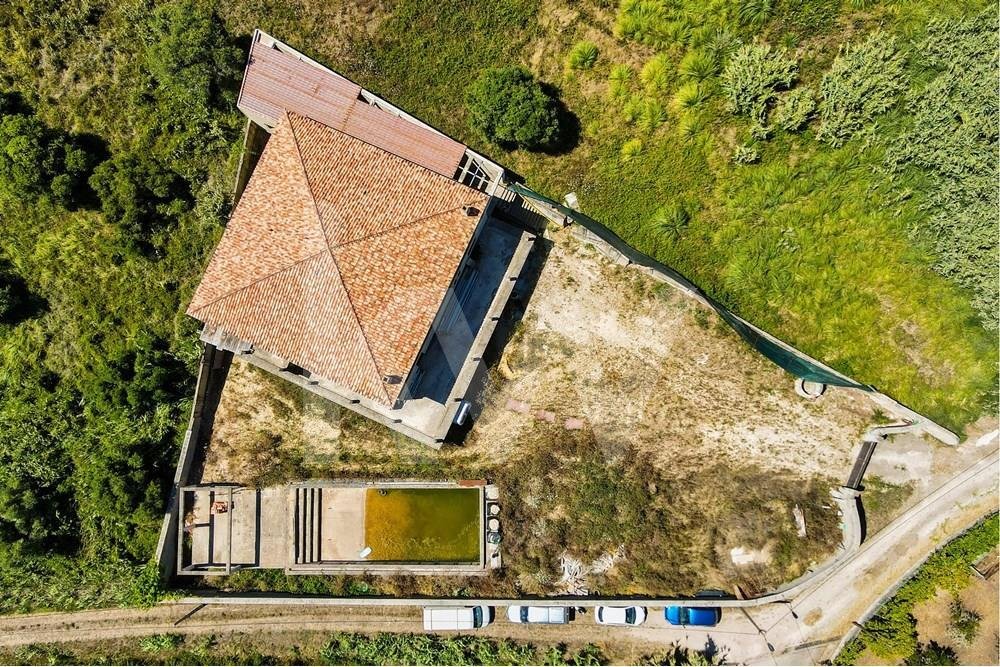 Sale Of Land With An Area Of 1860 M2, Perfect For In Colares, Lisbon