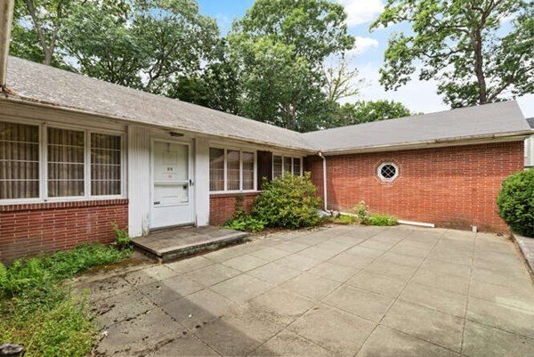 House in Malden, Massachusetts, United States 3 - 13042029