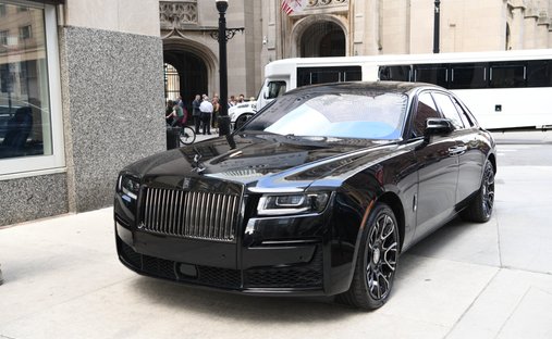 Rolls-Royce Black Badge Ghost in Chicago, il 1
