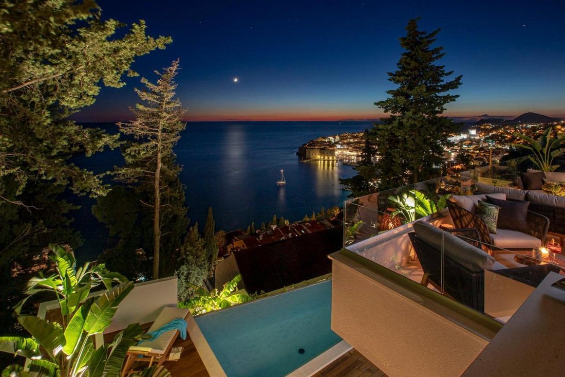 Villa in Gradski kotar Gruz, Dubrovnik, Dubrovnik-Neretva County 1 - 13043863