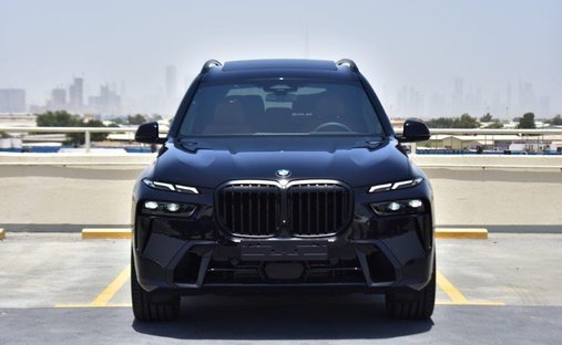 2023 BMW X7  in Dubai, United Arab Emirates 1