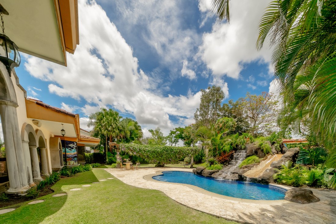 House in Alajuela, Costa Rica 2 - 13044084