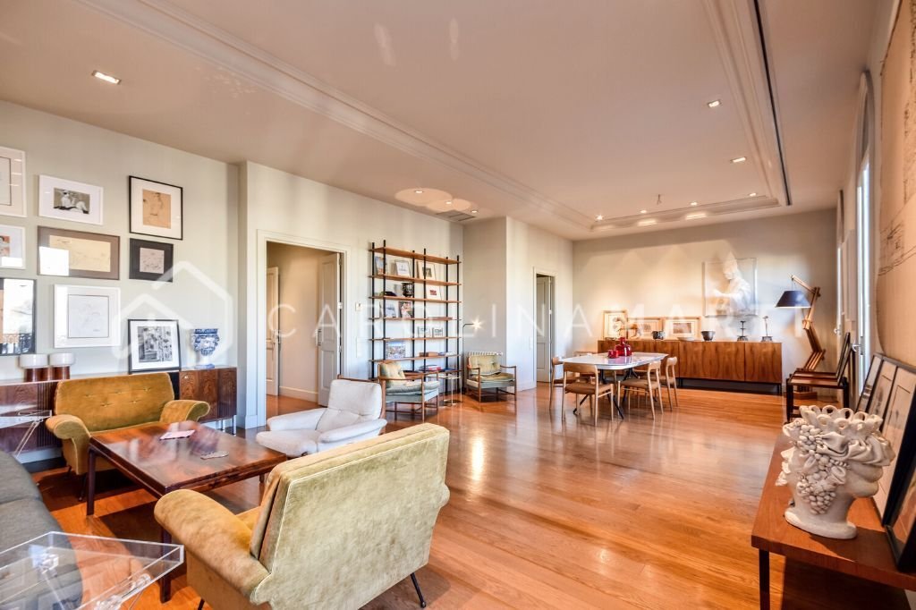 Apartment in Eixample, Barcelona, Spain 4 - 13044008