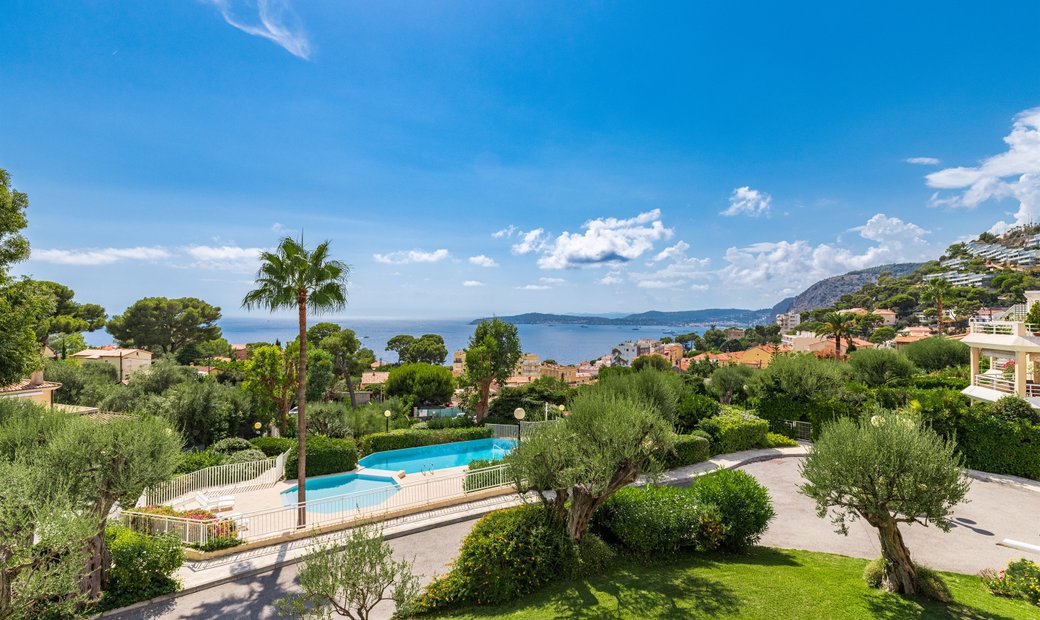 Apartment In Cap D'ail, Provence Alpes Côte D'azur, France For Sale