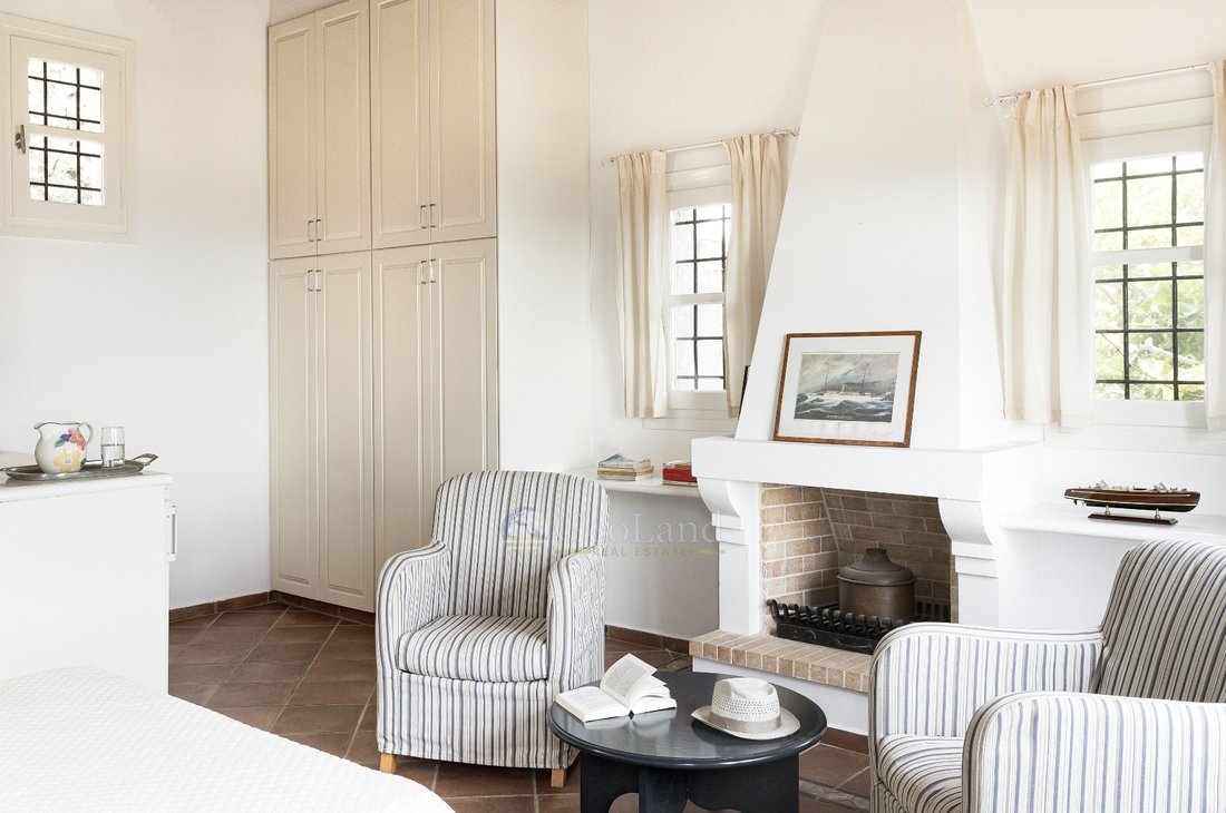 Villa in Spetses, Attica, Greece 2 - 13046241