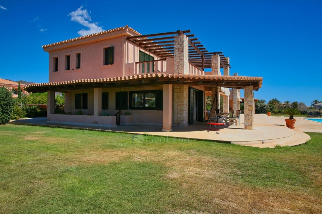 Villa in Koinotita Thermisias, Ermioni, Greece 1 - 13046074