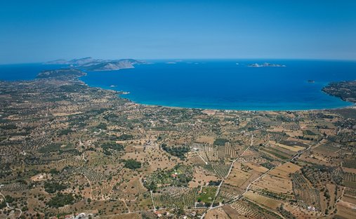 Land in Koinotita Kranidiou, Kranidi, Greece 1