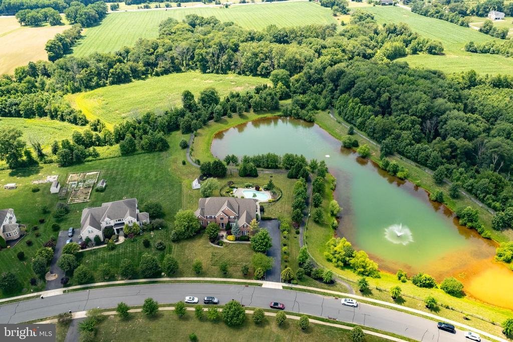 4 Bedrooms Single Family Detached In Mansfield, New Jersey, United