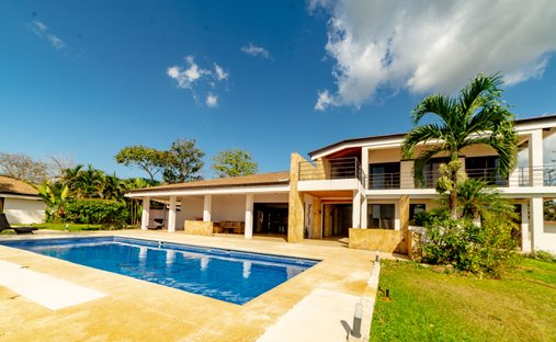 Villa in San Pablo District, Turrubares, San José Province, Costa Rica 1