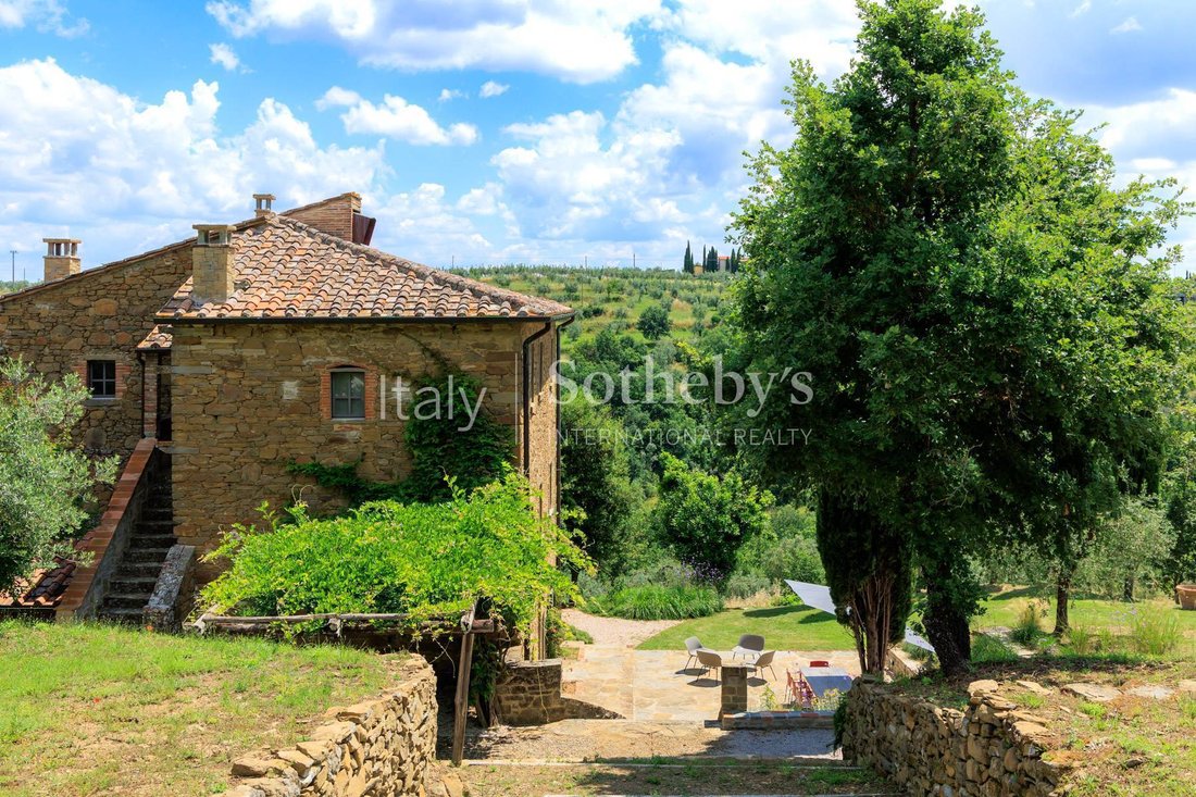 House in Civitella In Val di Chiana, Tuscany, Italy 2 - 13046488