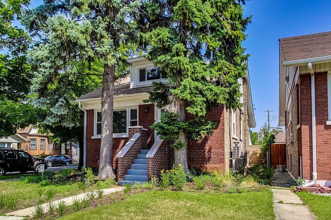 stunning-rehabbed-home-in-chicago-illinois-united-states-for-sale