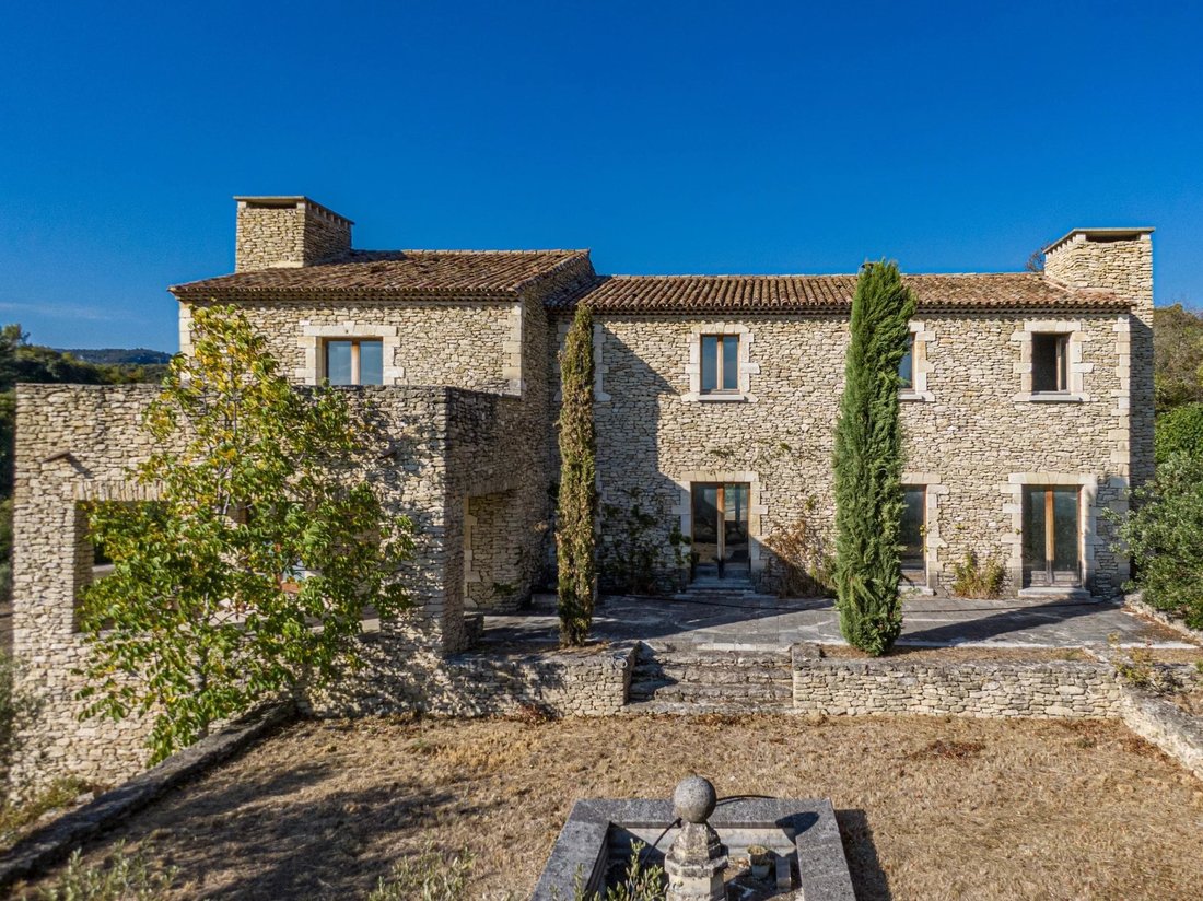 For Sale Gordes Exclusivity In Gordes, Provence Alpes Côte D'azur