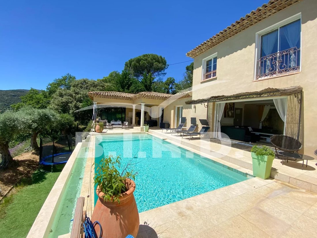 Property With In Le Plan De La Tour, Provence Alpes Côte D'azur, France