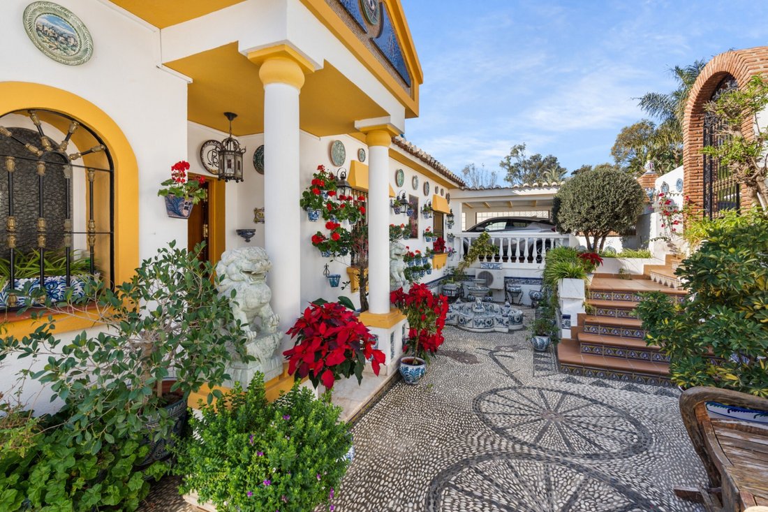 Villa in Benalmadena, Andalusia, Spain 2 - 13046709