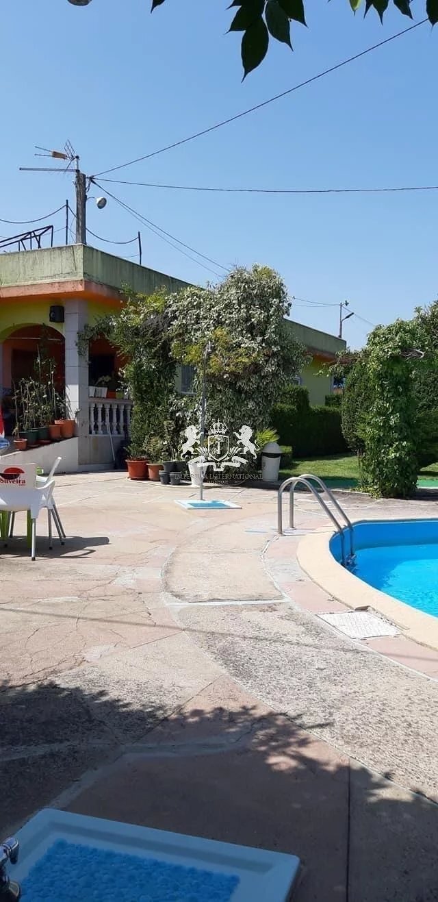 Guarda Building In Guarda, Guarda District, Portugal For Sale (12354481)