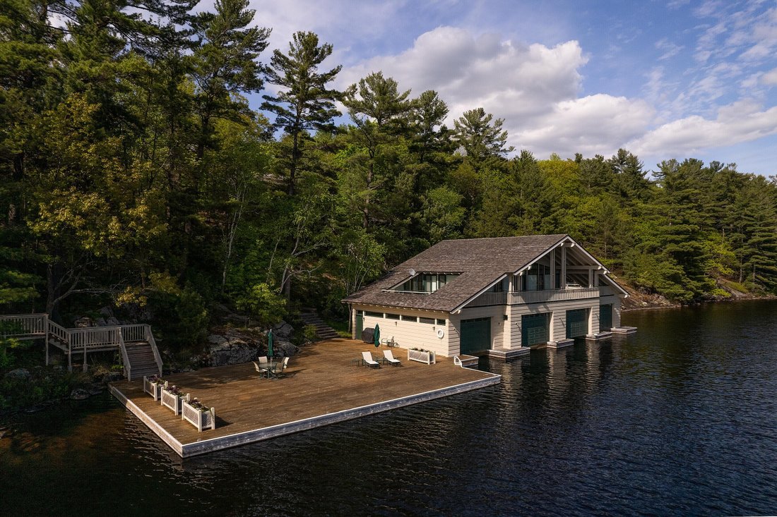 Bracebridge, Muskoka In Bracebridge, Ontario, Canada For Sale (13046851)