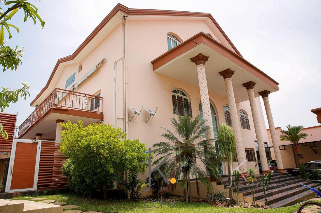 14 Bedrooms Duplex Villa In Abidjan, Abidjan Autonomous District, Côte