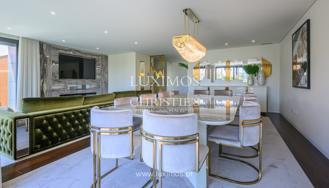 Villa in Gulpilhares e Valadares, Porto District, Portugal 5 - 13047427