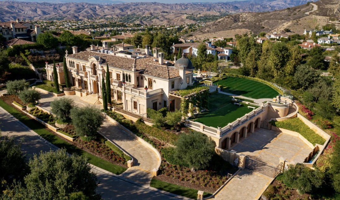 Italian Luxury Villa In Los Angeles. In Los Angeles, California, United