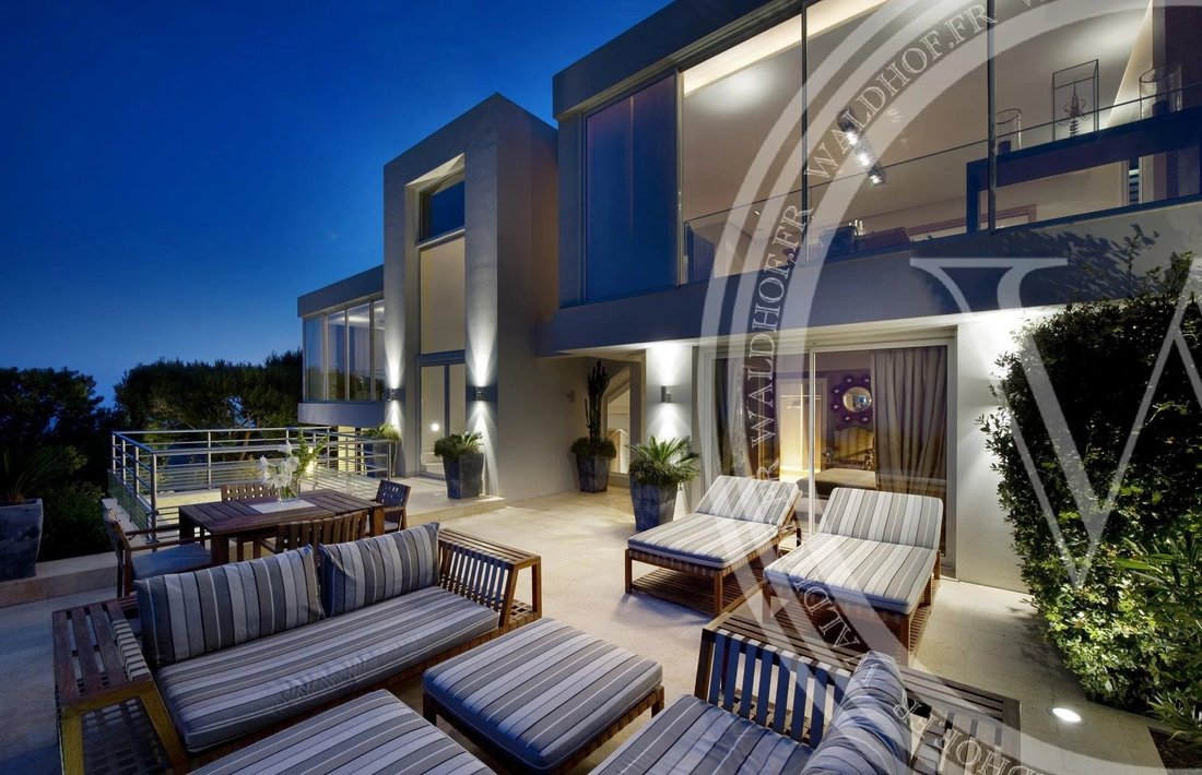 House in Saint-Jean-Cap-Ferrat, Provence-Alpes-Côte d'Azur, France 5 - 12410298