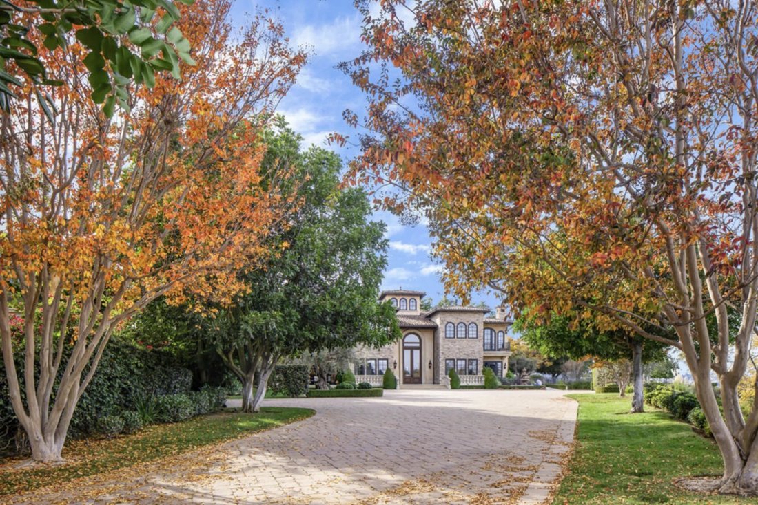 Los Angeles Mansion In A Guard Gated In Los Angeles, California, United States For Sale (12781508)