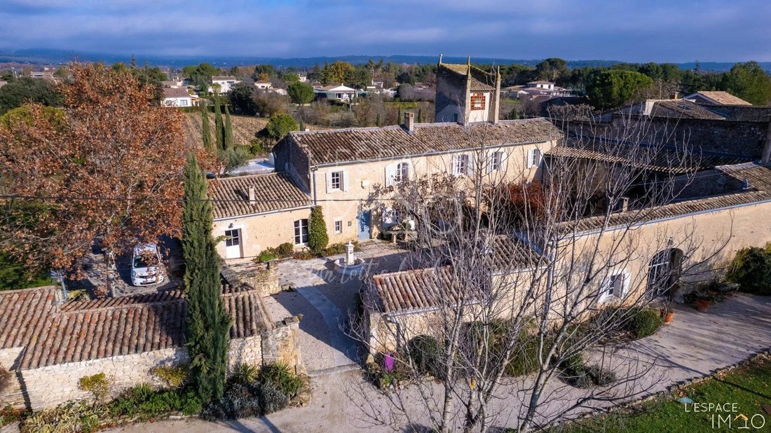 Cabrières D'avignon In Cabrières D'avignon, Provence Alpes Côte D'azur