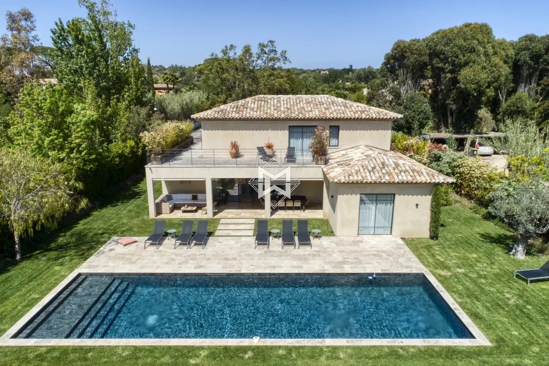 Villa in Saint-Tropez, Provence-Alpes-Côte d'Azur, France 1 - 11962661