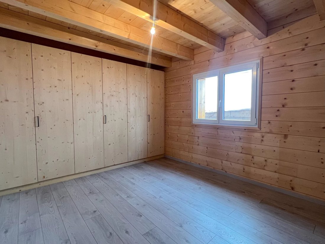 A 15 Minutes De L'autoroute Chalet De Standing In Valais, Switzerland For Sale (12740395)