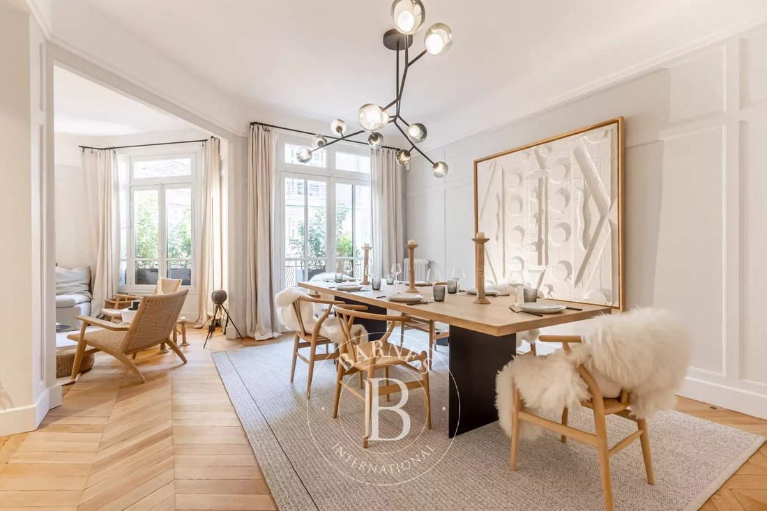 Apartment in Paris, Île-de-France, France 5 - 12910911