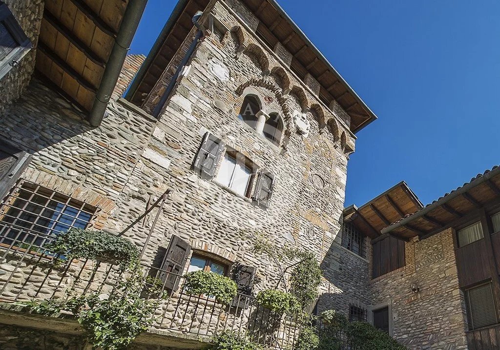 A 13th-Century Bishop’s Dream: Towering Elegance in Lombardy’s Embrace - 5