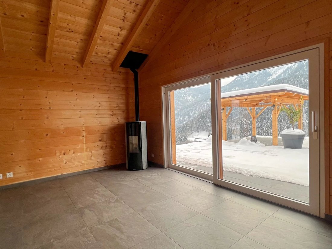 A 15 Minutes De L'autoroute Chalet De Standing In Valais, Switzerland For Sale (12740395)
