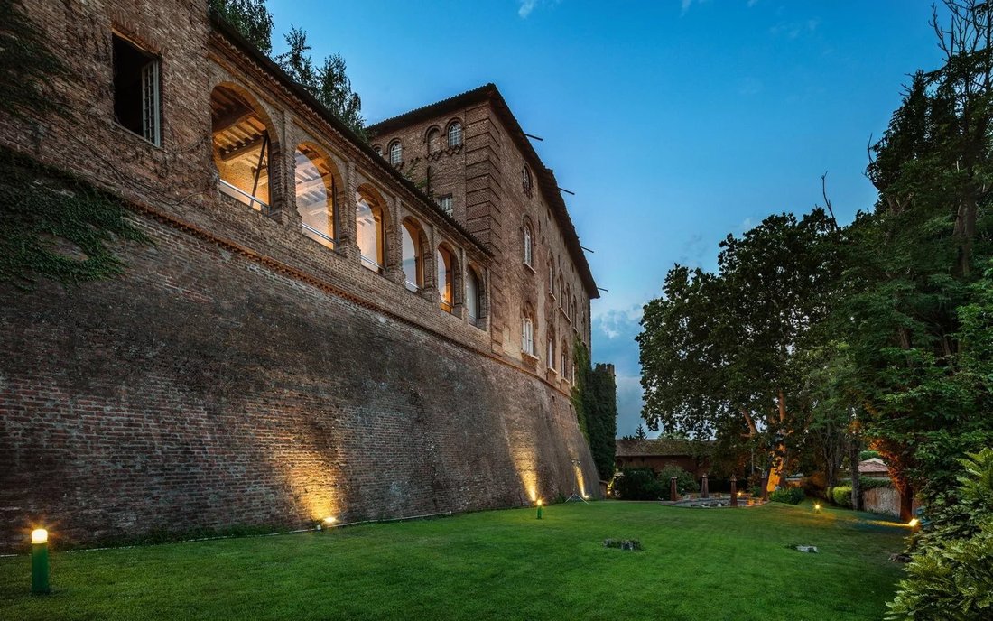 The Queen’s Whisper: A 14th-Century Royal Castle in Piedmont’s Golden Hills