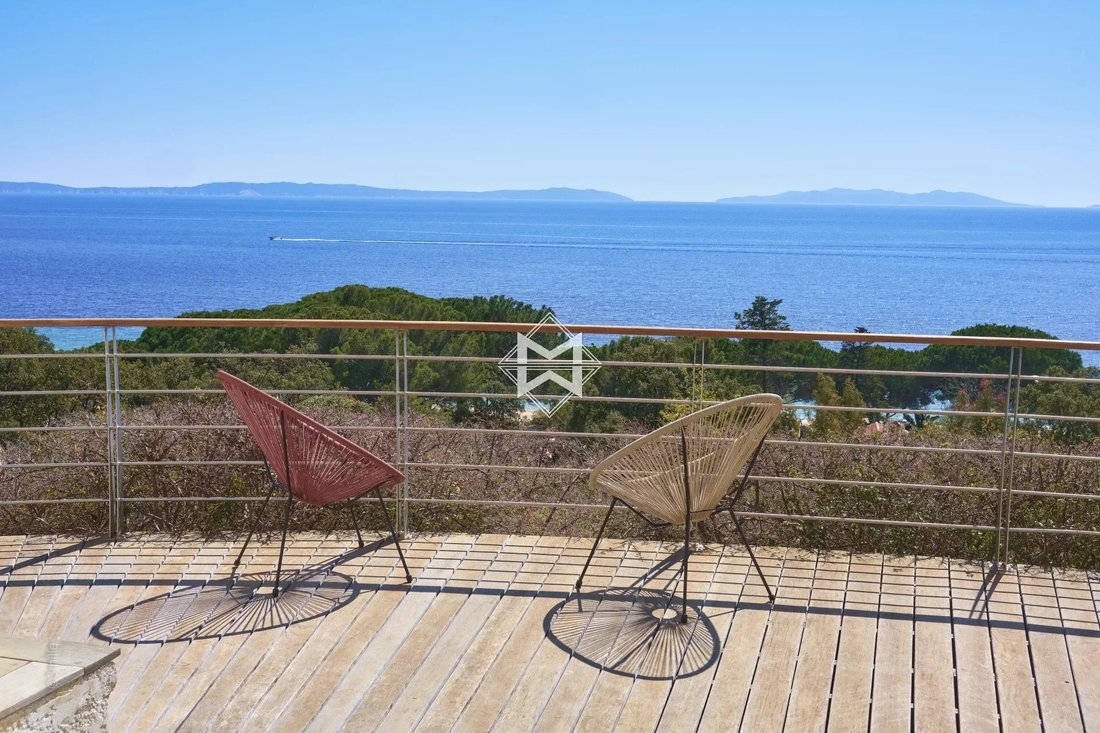 Prestige Property With In Le Lavandou, Provence Alpes Côte D'azur