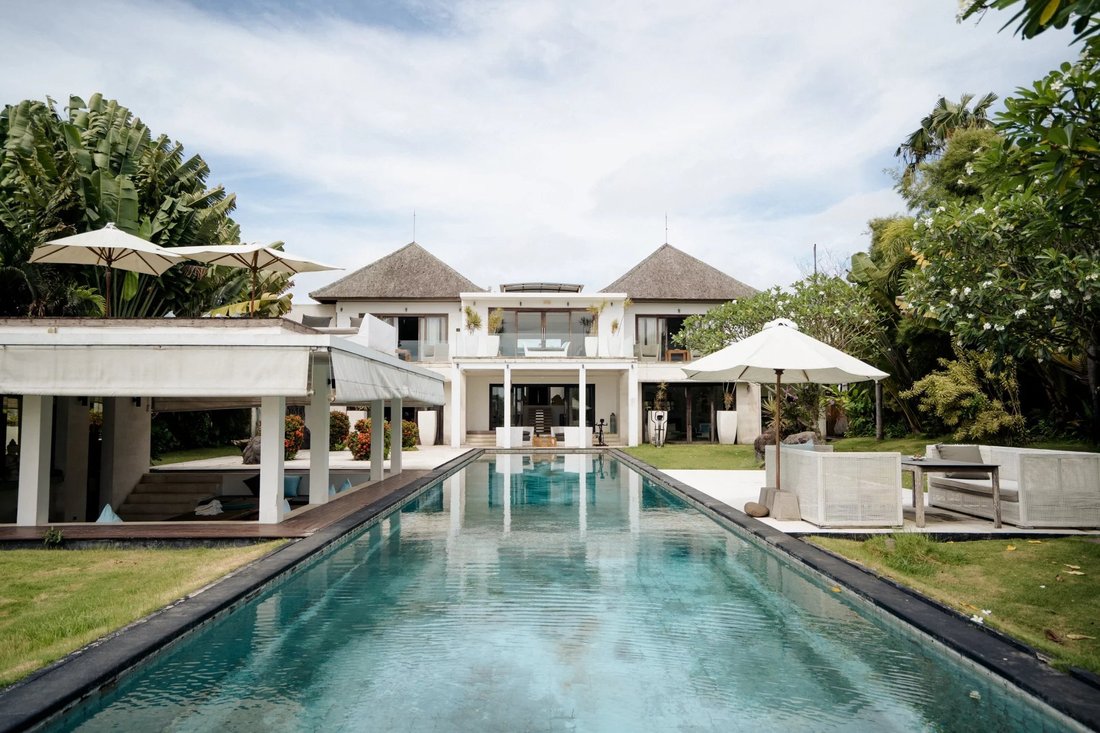 Spectacular Bali Beach House In Mengwi, Bali, Indonesia For Sale (12775905)