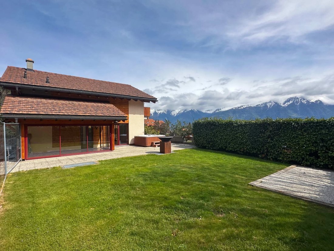 House in Leytron, Valais, Switzerland 3 - 12839690