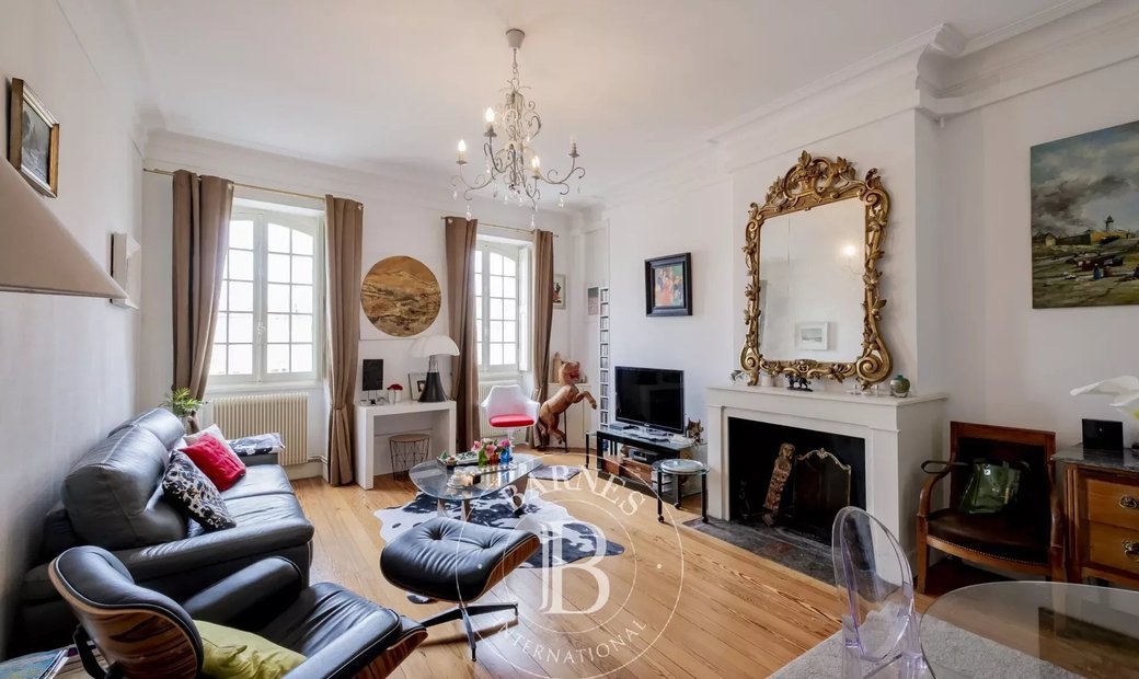 Flat With Elevator Bordeaux Public In Bordeaux, Nouvelle Aquitaine