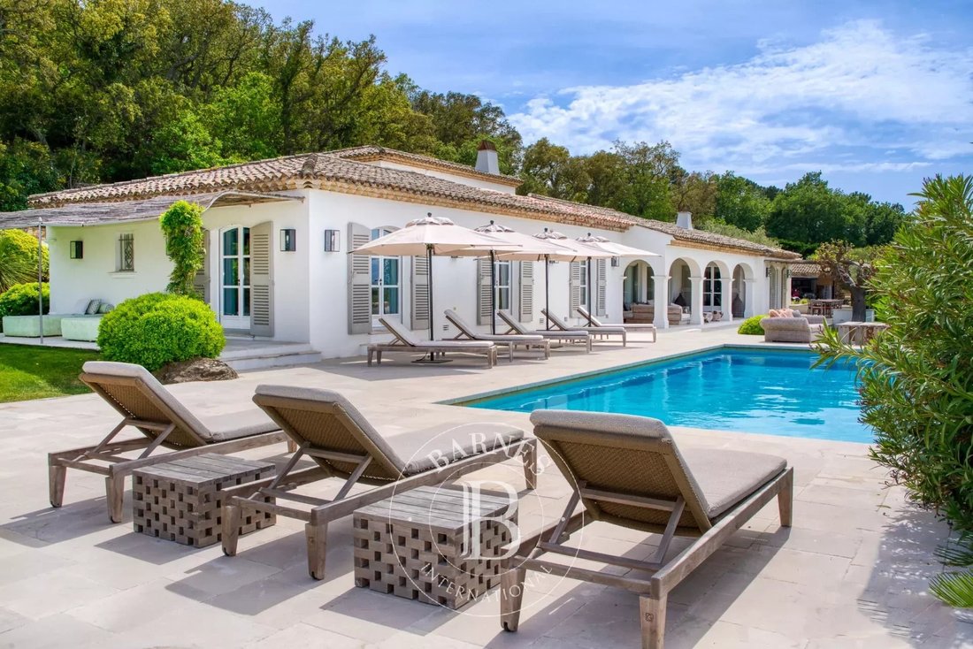Villa in Saint-Tropez, Provence-Alpes-Côte d'Azur, France 2 - 11287585