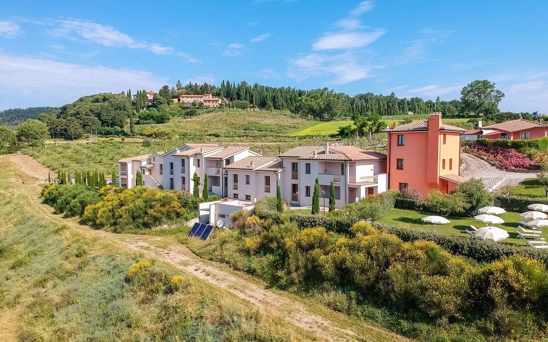 Villa in San Gimignano, Tuscany, Italy 4 - 11343474