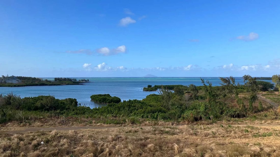 3 Bedroom Penthouse, St In Goodlands, Rivière Du Rempart District